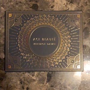 Ace Beaute Vintage Dawn Palette